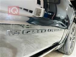 جیپ گراند شیرۆکی